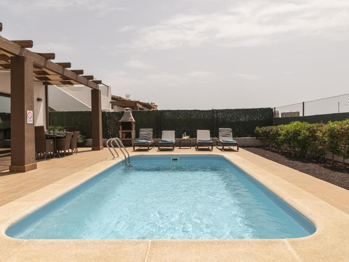 Lightbooking Pueblo Majorero Piscina Climatizada Jove 10 Caleta De Fuste Luaran gambar